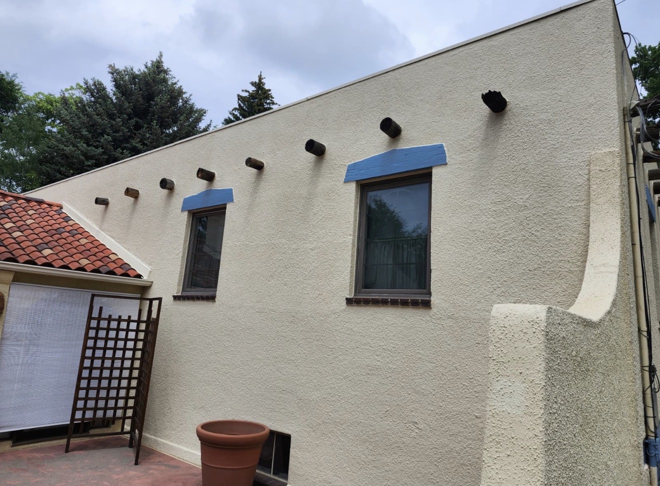 Detail of the textured hard coat stucco exterior